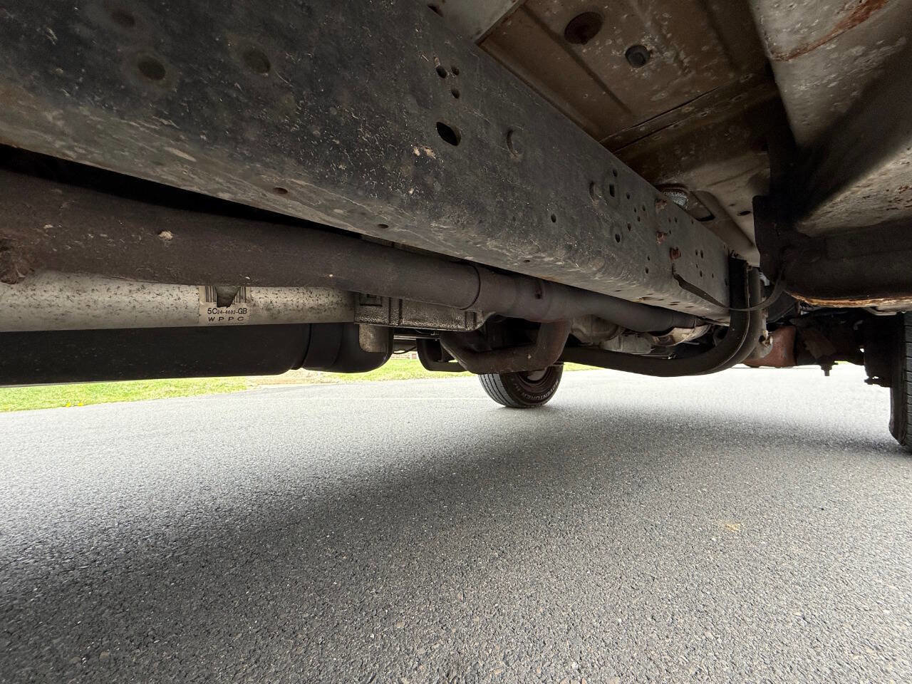 Used 2012 Ford E-250 and Econoline 250 w/ Commercial Cargo Van Pkg image 32