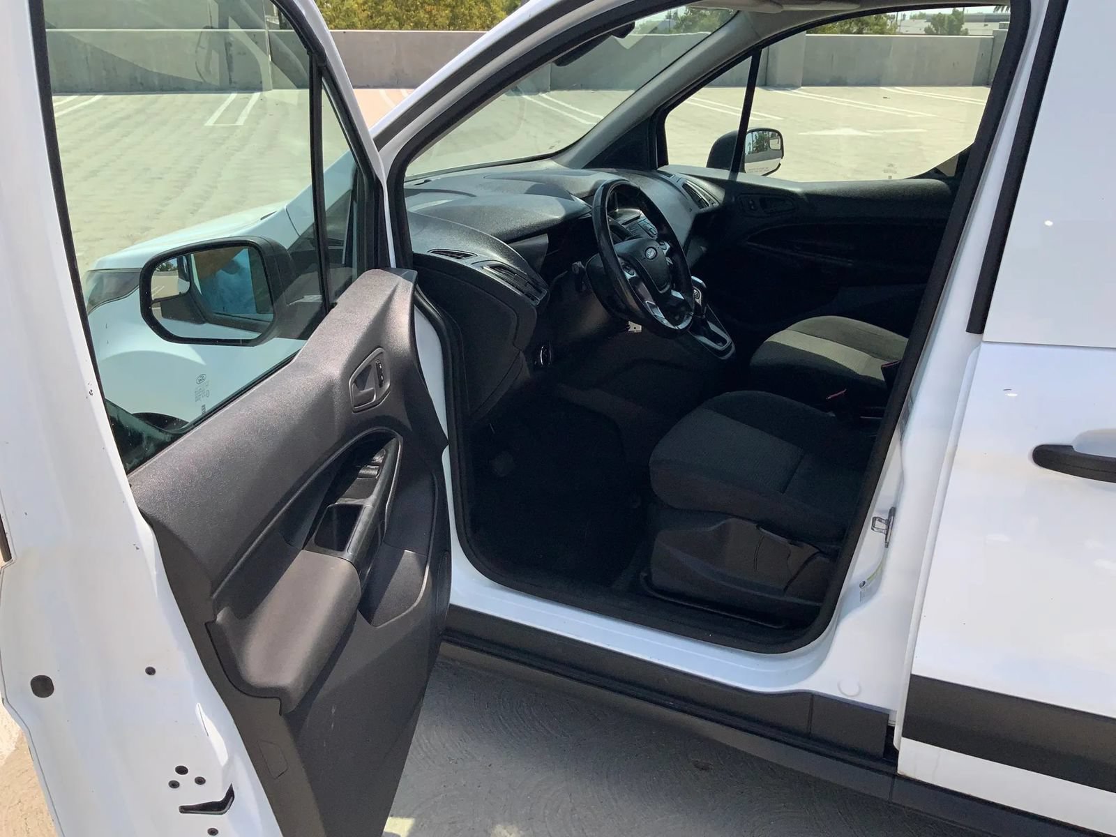 Used 2018 Ford Transit Connect XL FWD image 9