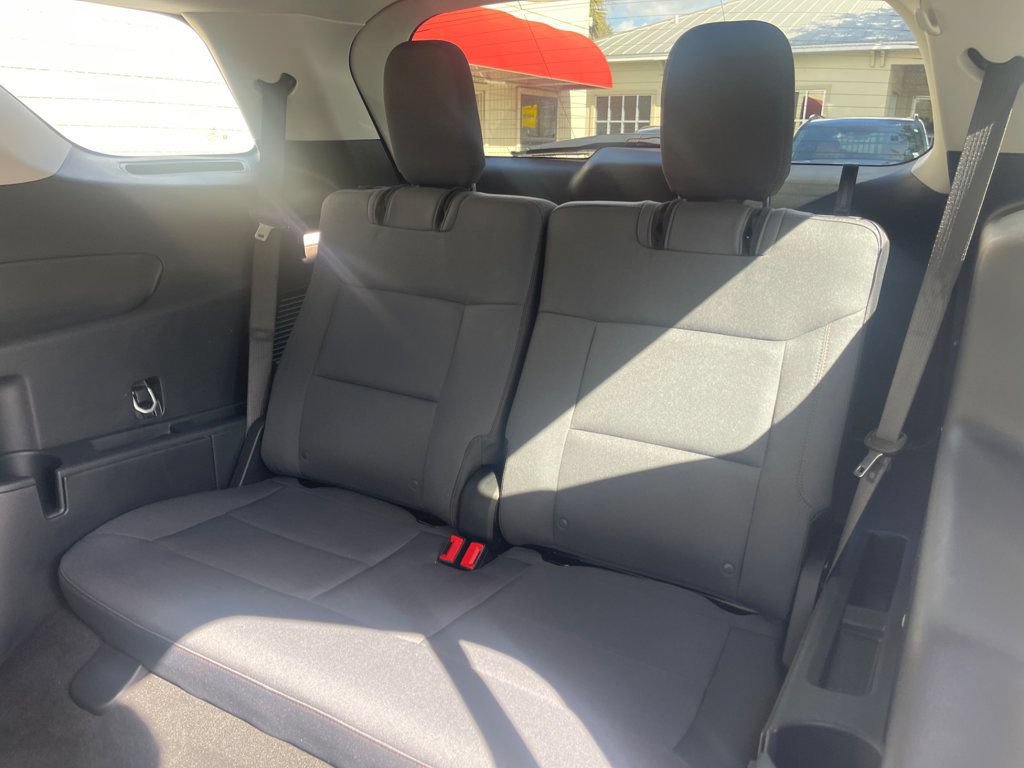 Used 2026 Ford Explorer Active RWD image 14