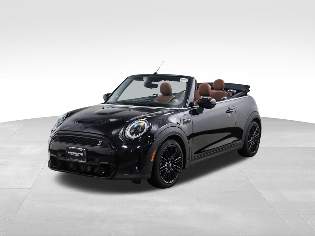 Used 2023 MINI Cooper S w/ Signature Upholstery Package image 1