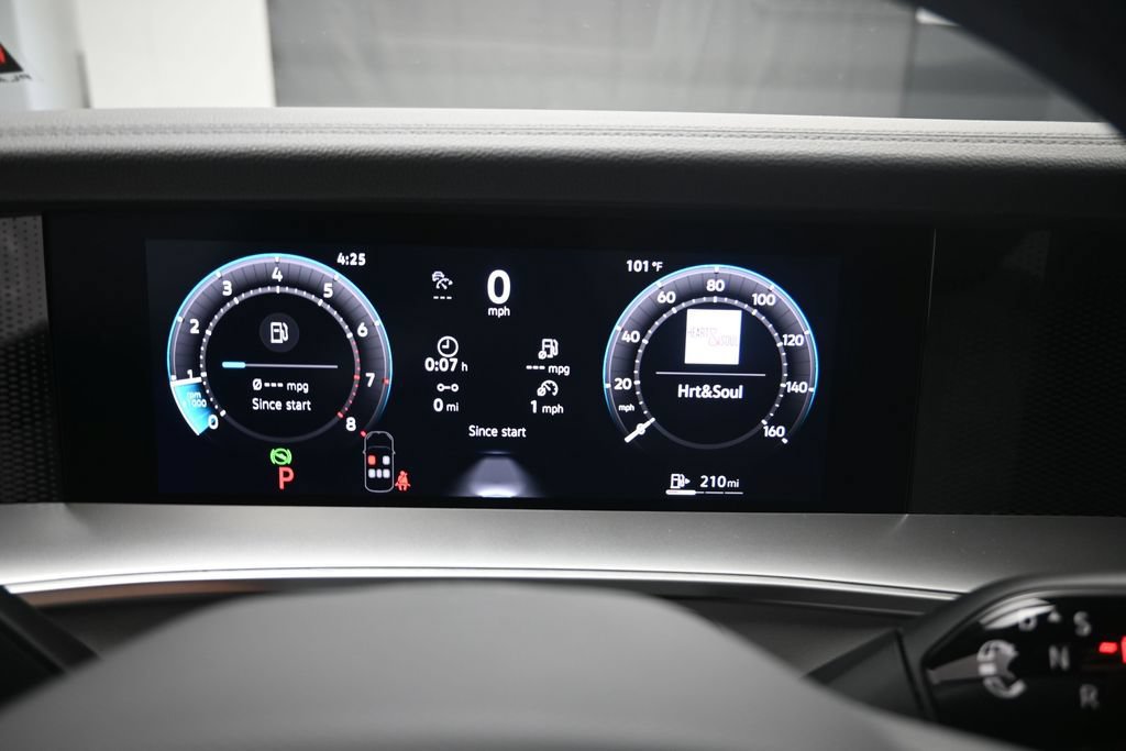New 2026 Volkswagen Tiguan SE R-Line FWD image 10