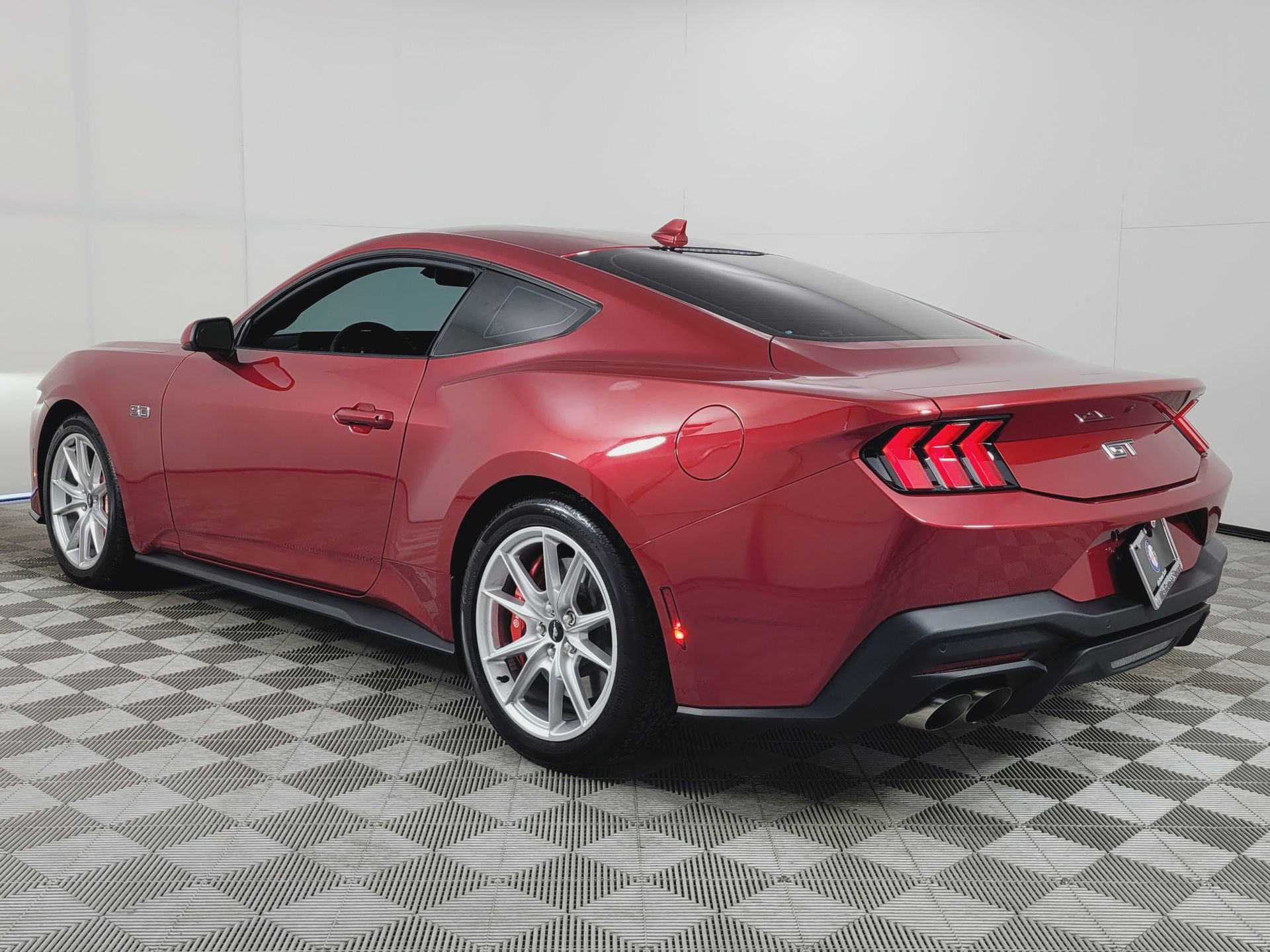Used 2024 Ford Mustang GT Premium image 5