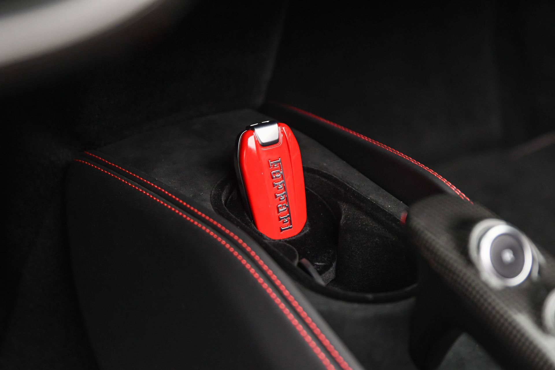 Used 2021 Ferrari F8 Tributo image 19