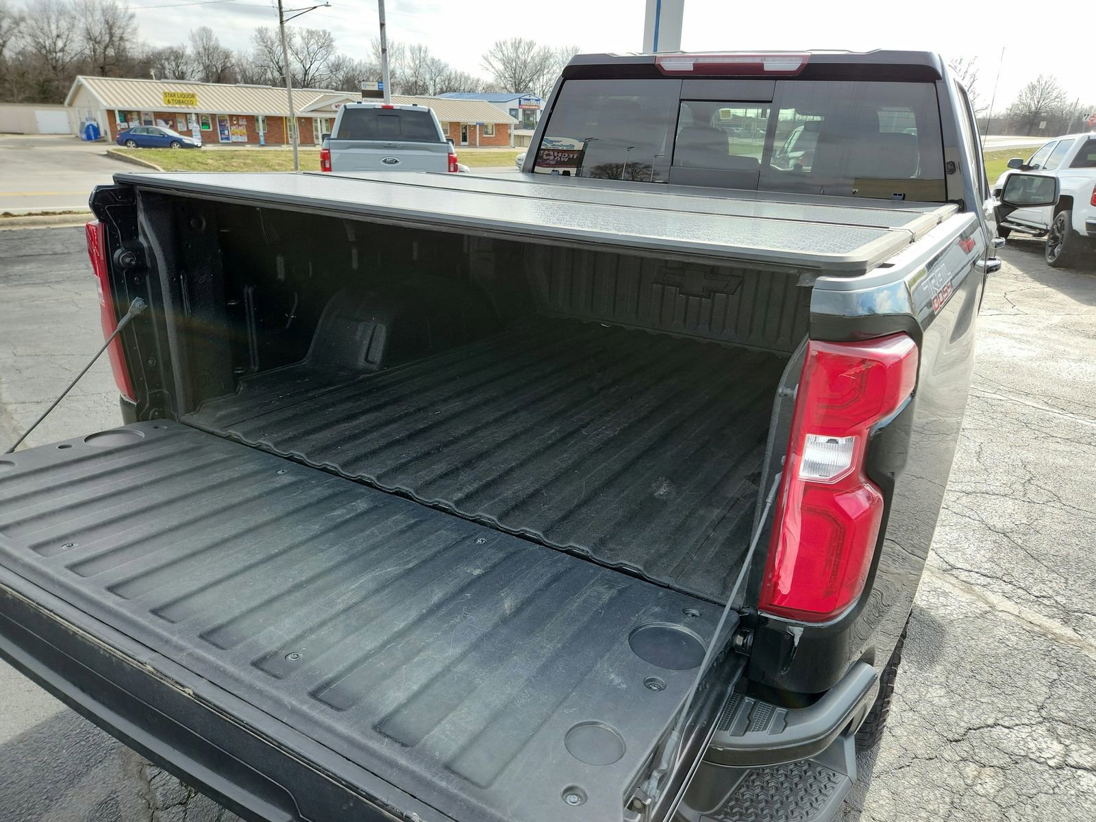 Used 2021 Chevrolet Silverado 1500 LT Trail Boss w/ Convenience Package II image 68