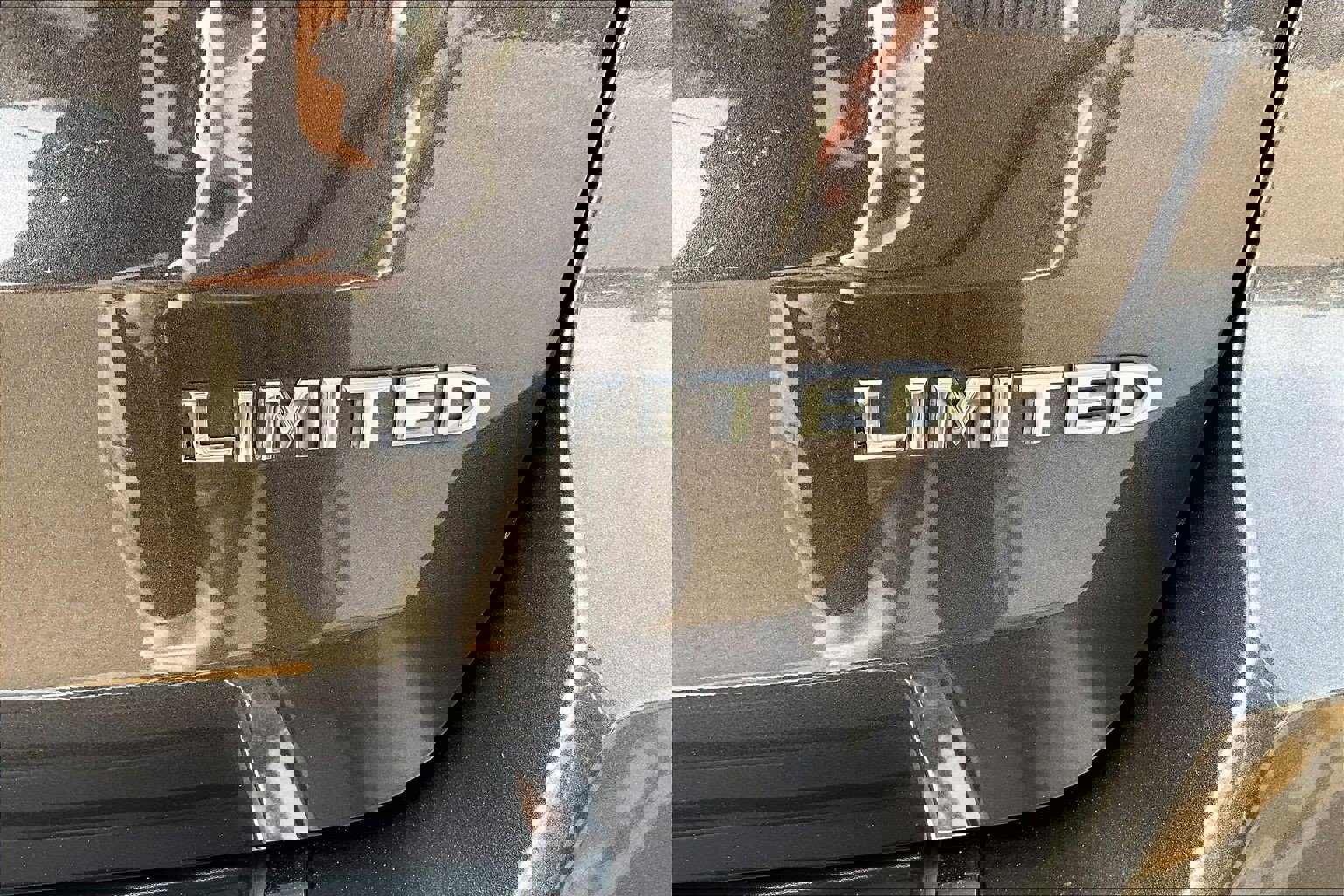 Used 2017 Jeep Grand Cherokee Limited image 30