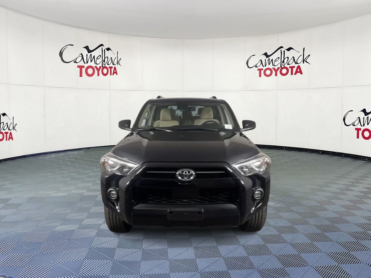 Used 2023 Toyota 4Runner SR5 AWD/4WD image 5