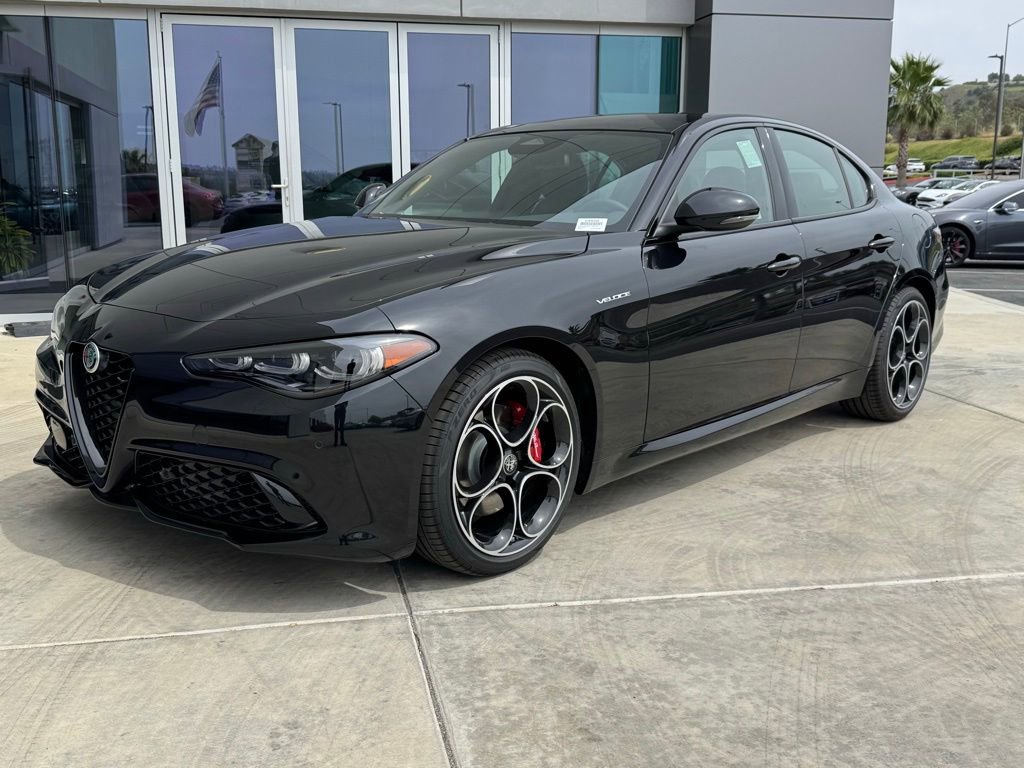 New 2026 Alfa Romeo Giulia RWD image 3