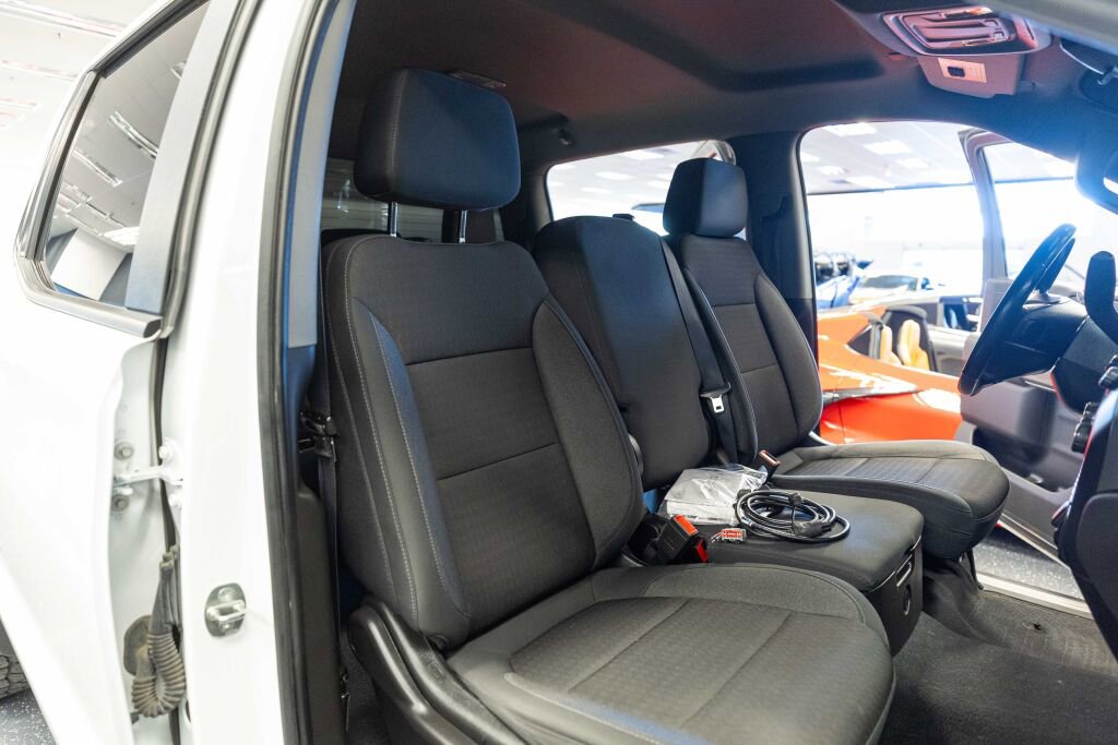 Used 2020 Chevrolet Silverado 1500 LT w/ All-Star Edition image 18