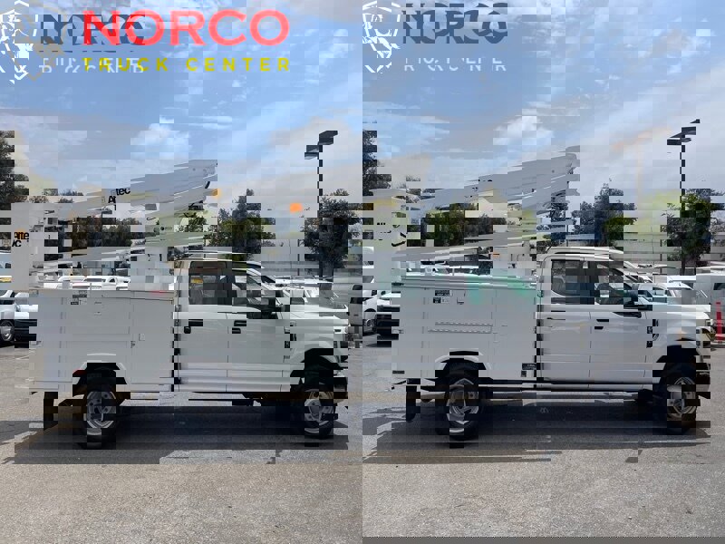 Used 2018 Ford F350 XL w/ Power Equipment Group image 24