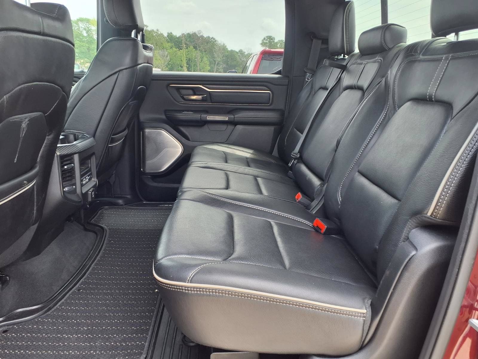 Used 2019 RAM 1500 Limited AWD/4WD image 17