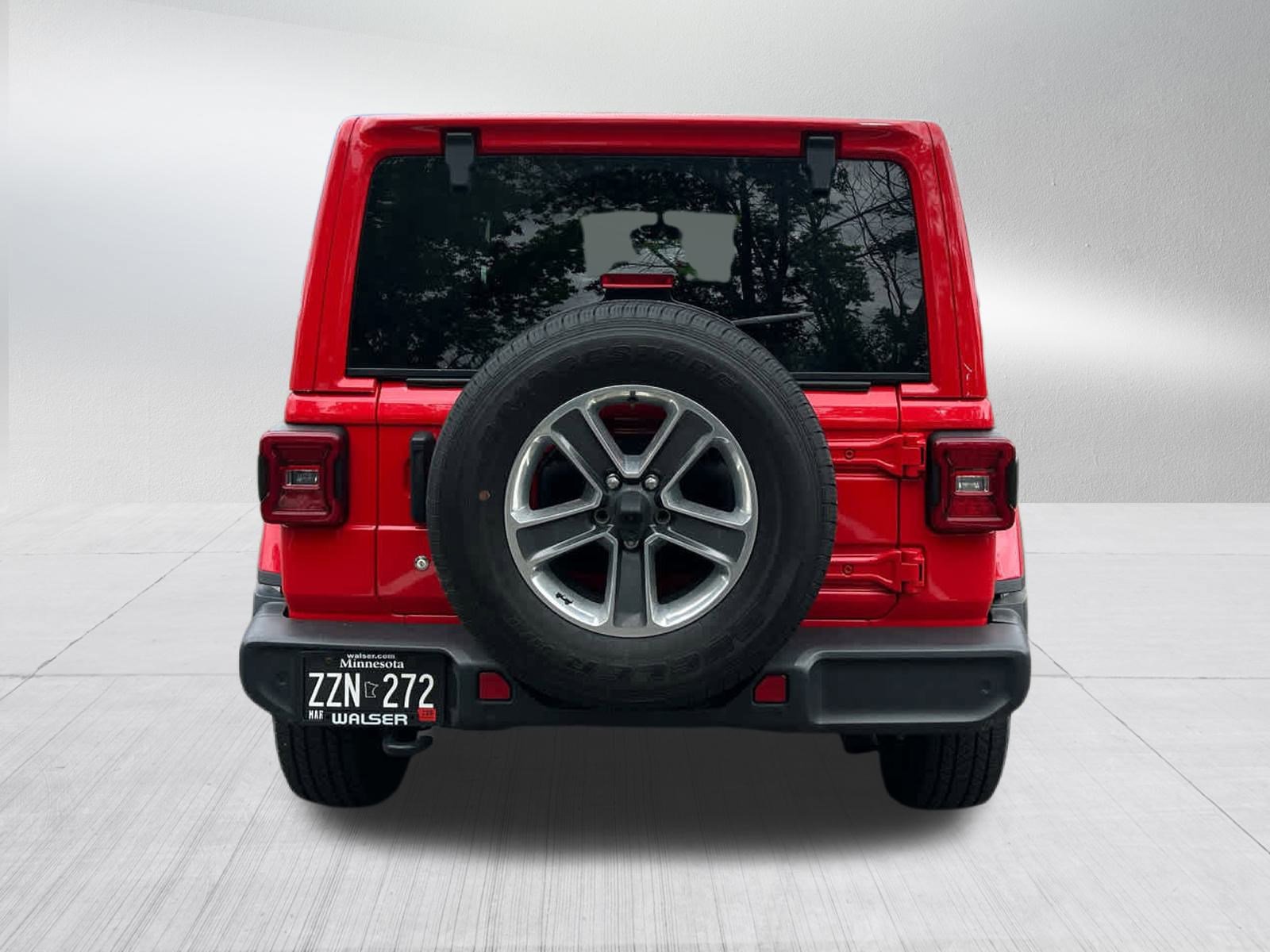 Used 2018 Jeep Wrangler Unlimited Sahara image 5