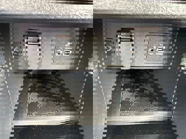 New 2025 Nissan Versa SV w/ Trunk Package image 26