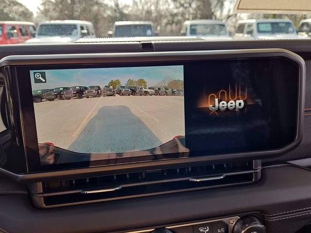 New 2026 Jeep Gladiator Mojave AWD/4WD image 18