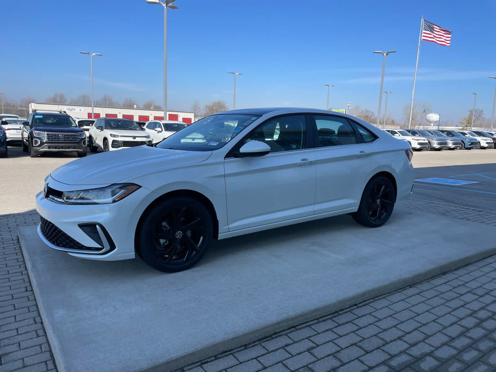 New 2026 Volkswagen Jetta SE FWD image 7
