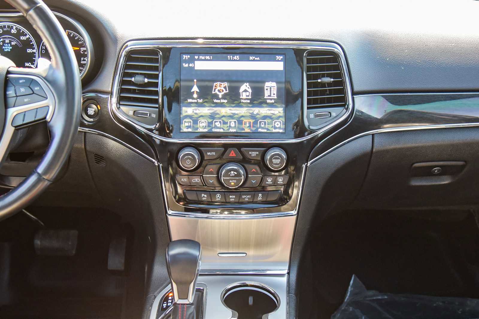 Certified 2021 Jeep Grand Cherokee Trailhawk w/ Trailhawk Luxury Group image 18