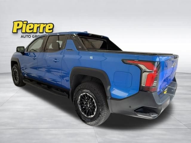 Used 2026 Chevrolet Silverado EV Trail Boss AWD/4WD image 2