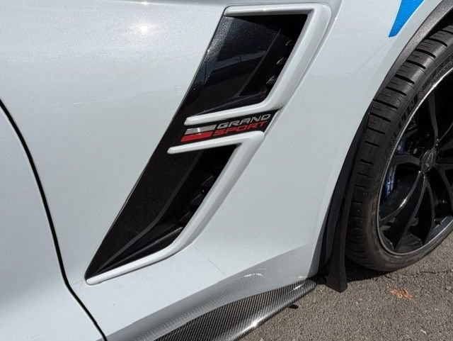 Used 2018 Chevrolet Corvette Grand Sport w/ Carbon 65 Edition RWD image 16