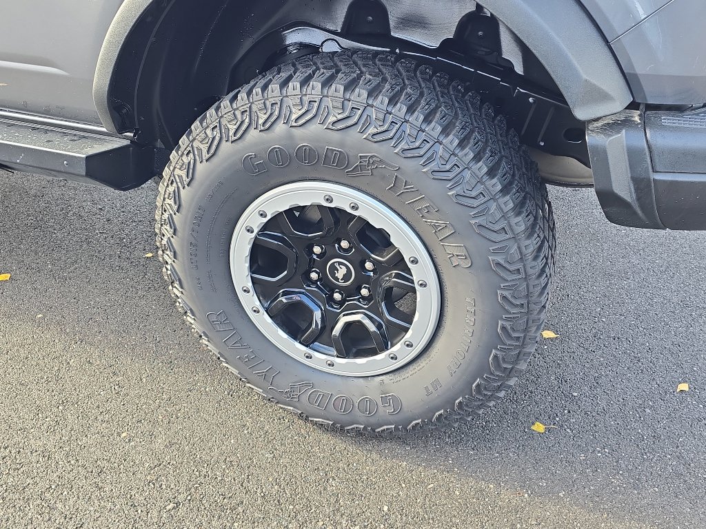 Certified 2022 Ford Bronco Badlands w/ Sasquatch Package image 11