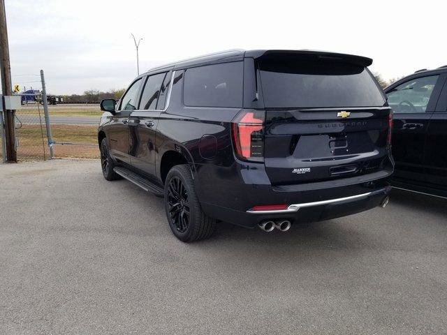 New 2026 Chevrolet Suburban Premier image 4