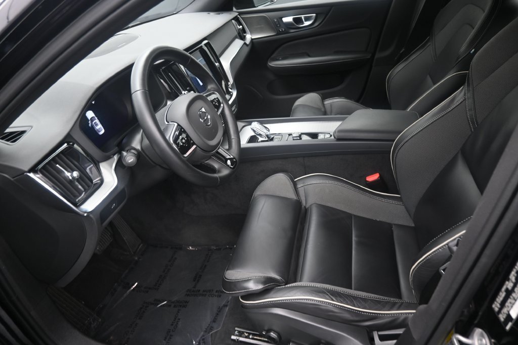 Certified 2024 Volvo S60 B5 Plus FWD image 11