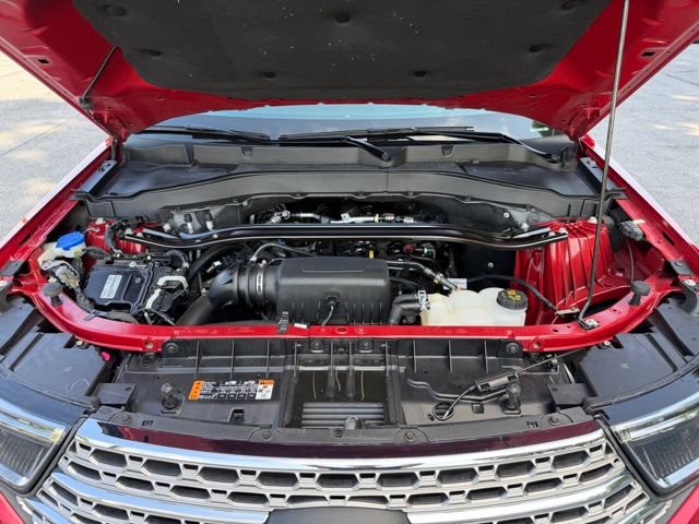 Certified 2023 Ford Explorer Limited w/ Equipment Group 301A AWD/4WD image 23