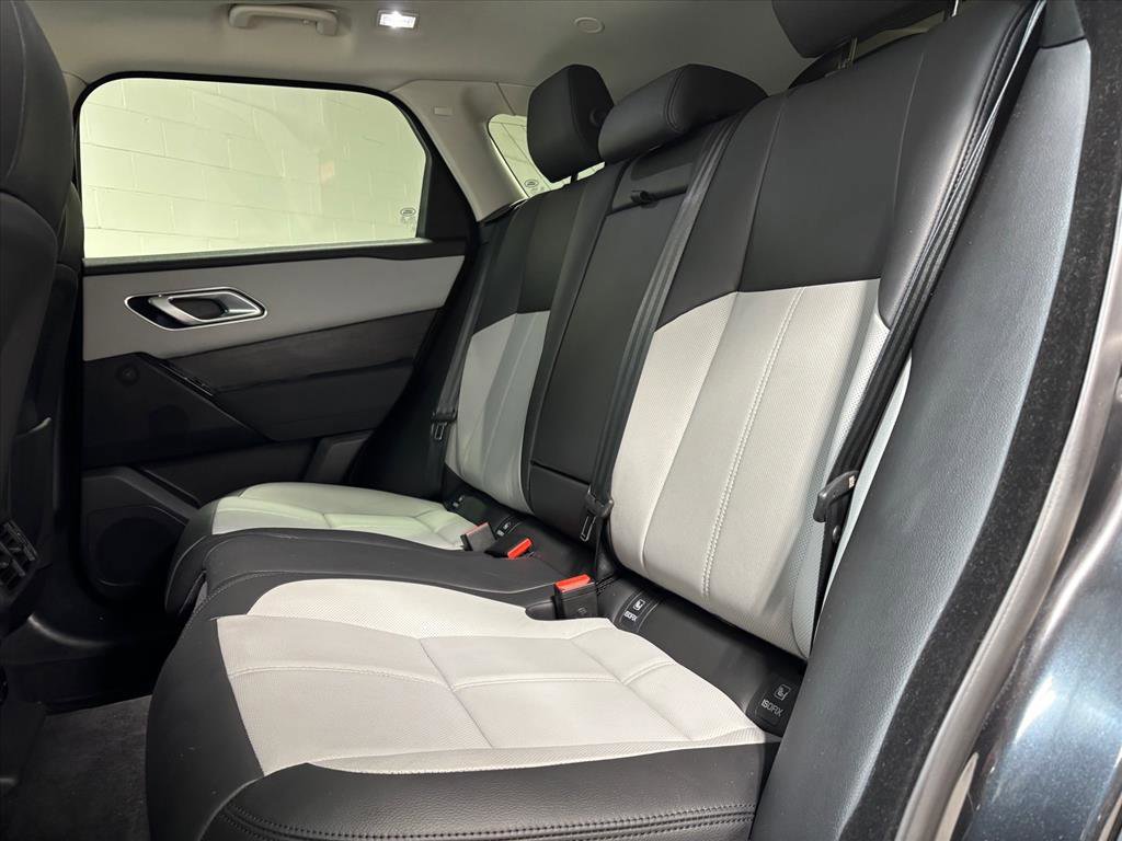 Used 2025 Land Rover Range Rover Velar Dynamic SE image 28