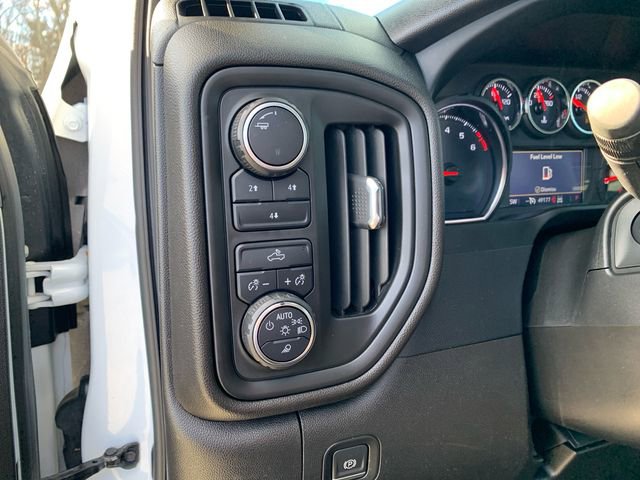 Used 2022 Chevrolet Silverado 2500 Custom w/ Custom Value Package AWD/4WD image 19