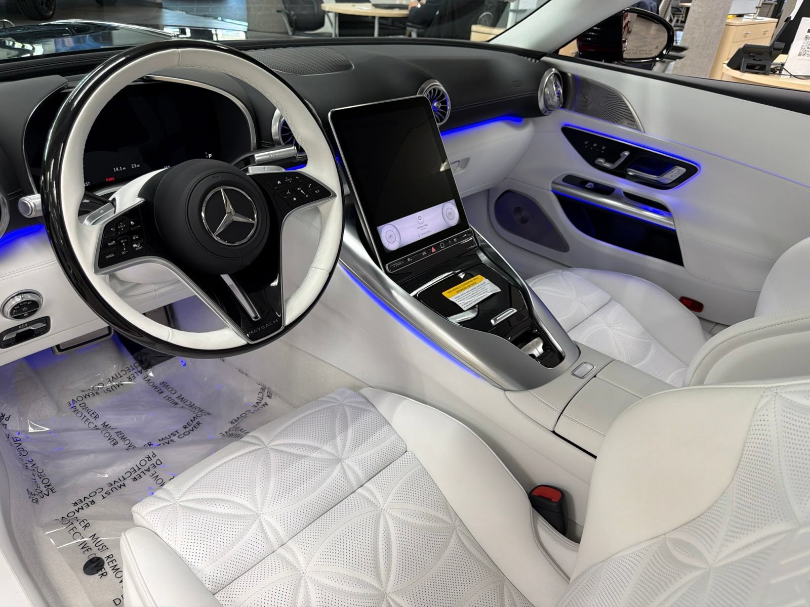 New 2026 Mercedes-Benz Maybach SL 680 image 15