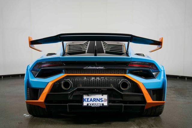 Used 2021 Lamborghini Huracan STO RWD image 7