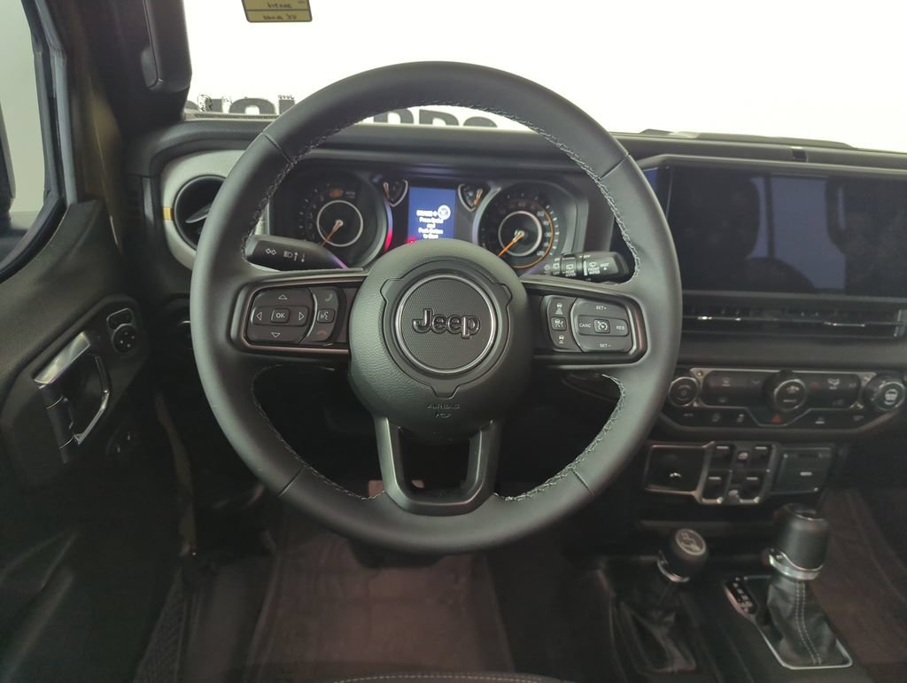 Used 2026 Jeep Wrangler Unlimited Sport AWD/4WD image 11