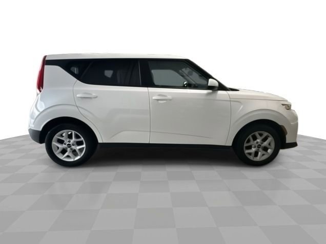 Used 2022 Kia Soul LX w/ Technology Package image 9