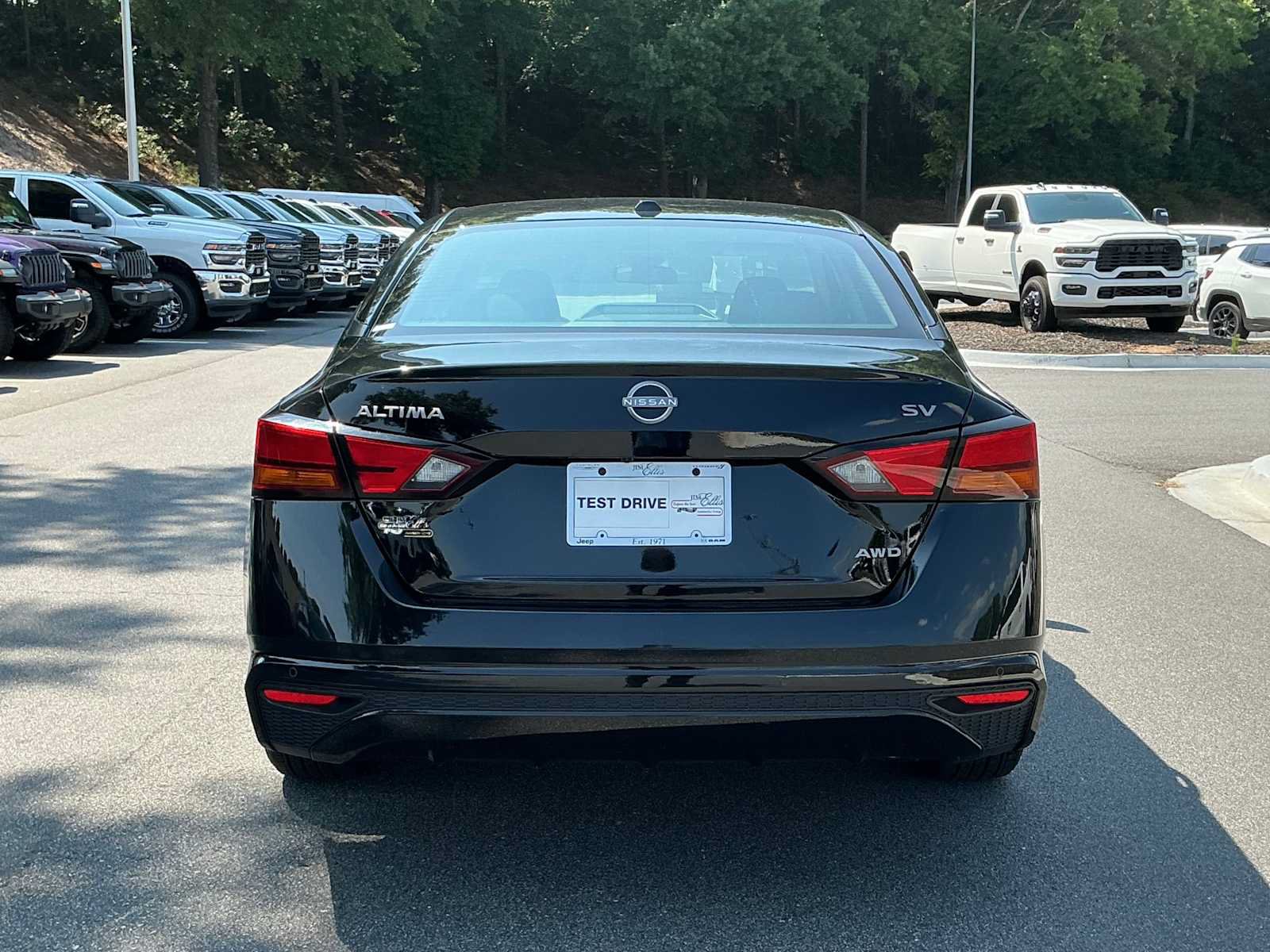 Used 2024 Nissan Altima 2.5 SV AWD/4WD image 4