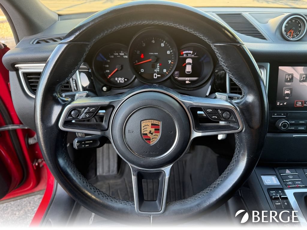 Used 2017 Porsche Macan AWD/4WD image 17