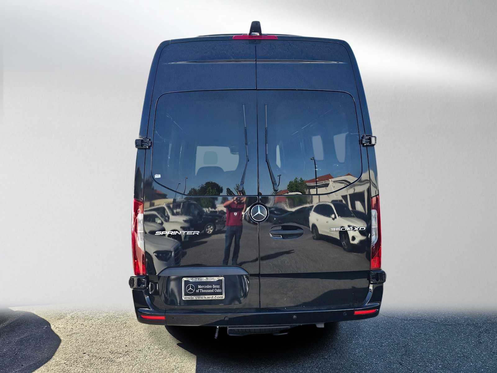 Used 2025 Mercedes-Benz Sprinter 3500 image 4