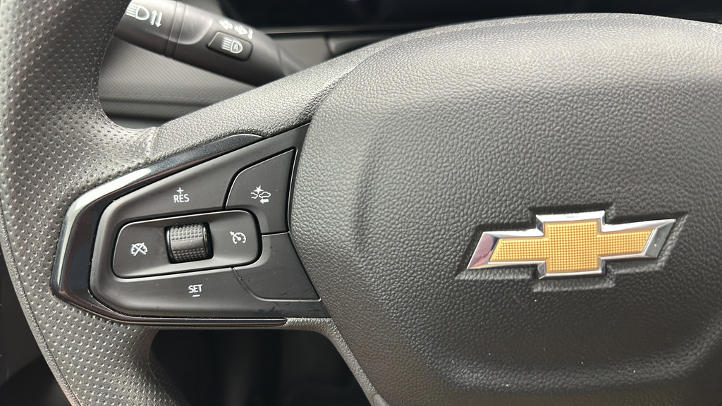 Used 2025 Chevrolet TrailBlazer LT AWD/4WD image 18