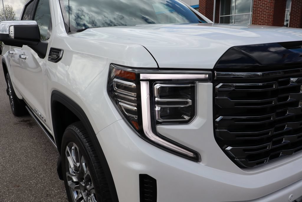 Used 2025 GMC Sierra 1500 Denali Ultimate AWD/4WD image 5