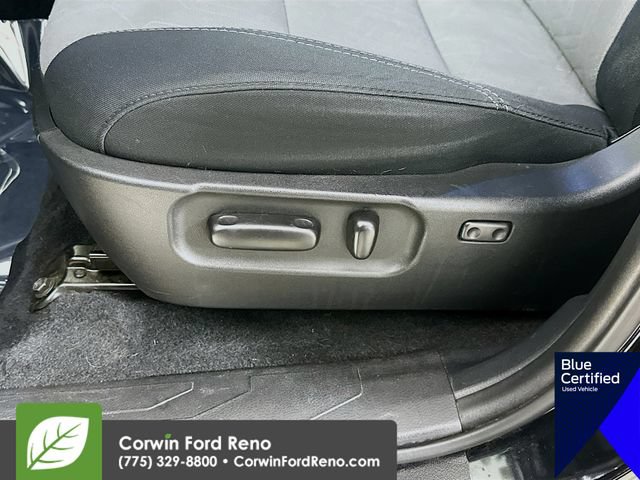 Used 2020 Toyota Tacoma TRD Off-Road w/ Technology Package AWD/4WD image 22