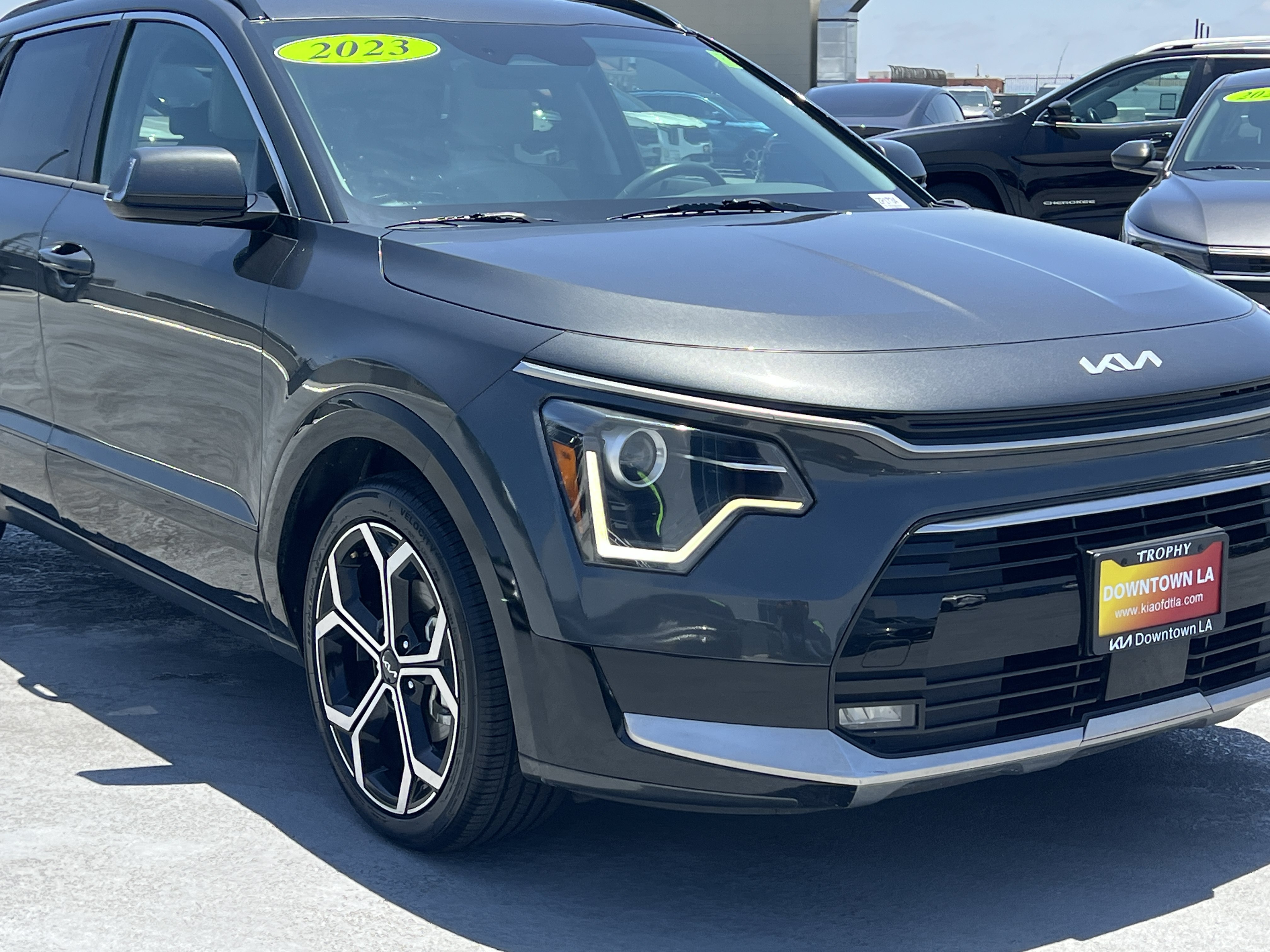Certified 2023 Kia Niro EX Touring FWD image 11