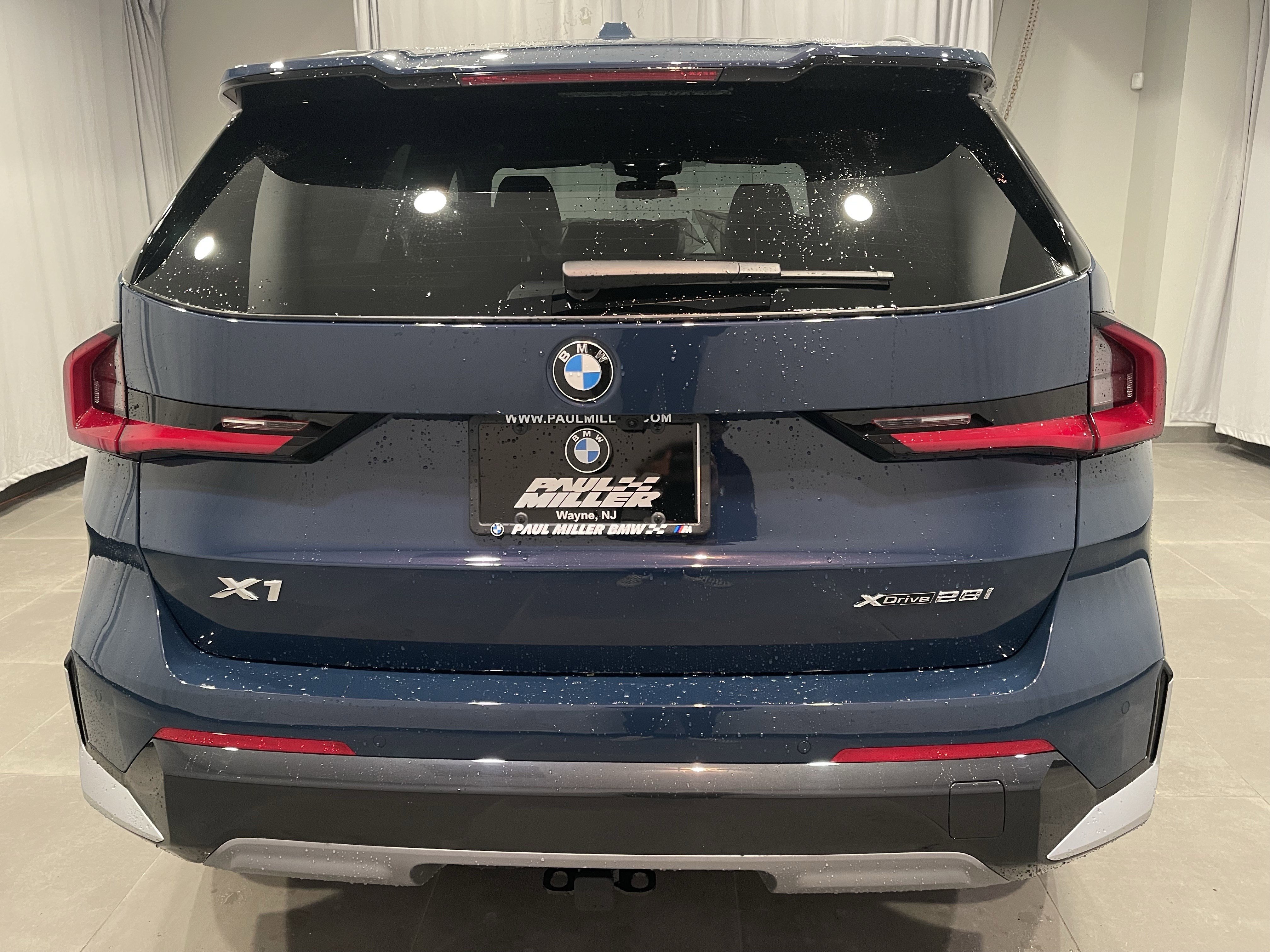 New 2026 BMW X1 xDrive28i AWD/4WD image 5