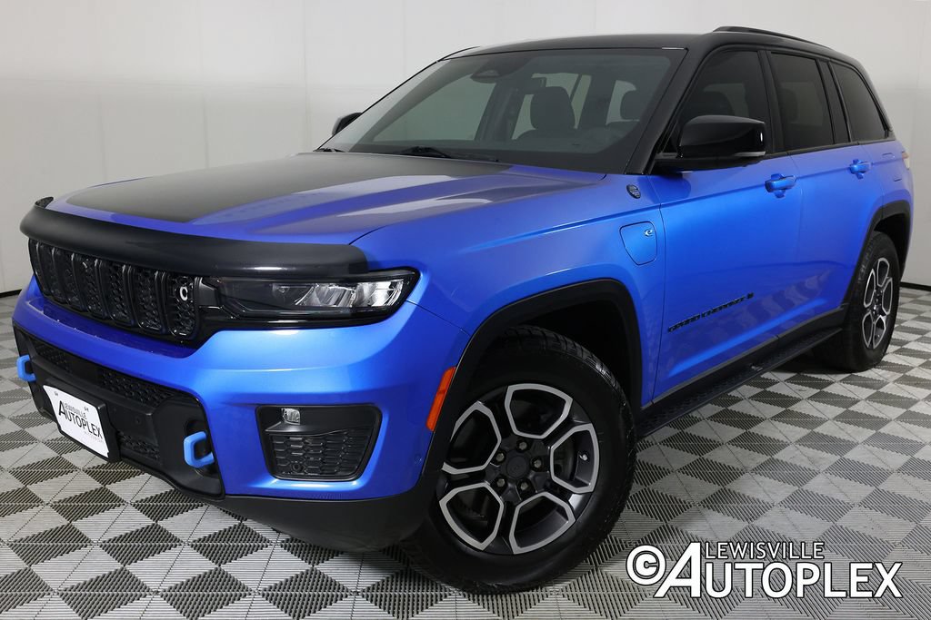 Used 2022 Jeep Grand Cherokee Trailhawk w/ Advanced Protech Group II