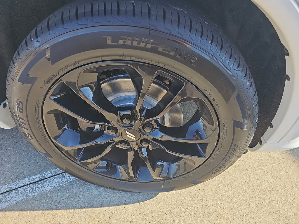 Used 2020 Dodge Durango R/T w/ Blacktop Package AWD/4WD image 3