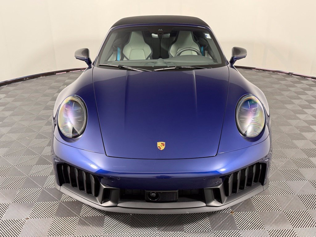 Certified 2025 Porsche 911 Carrera GTS RWD image 10