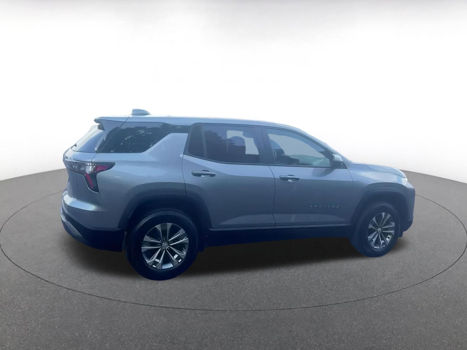 Used 2025 Chevrolet Equinox LT image 12