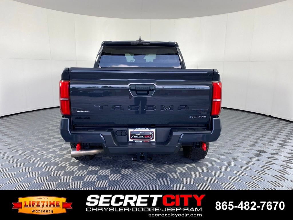 Used 2025 Toyota Tacoma TRD Off-Road AWD/4WD image 6