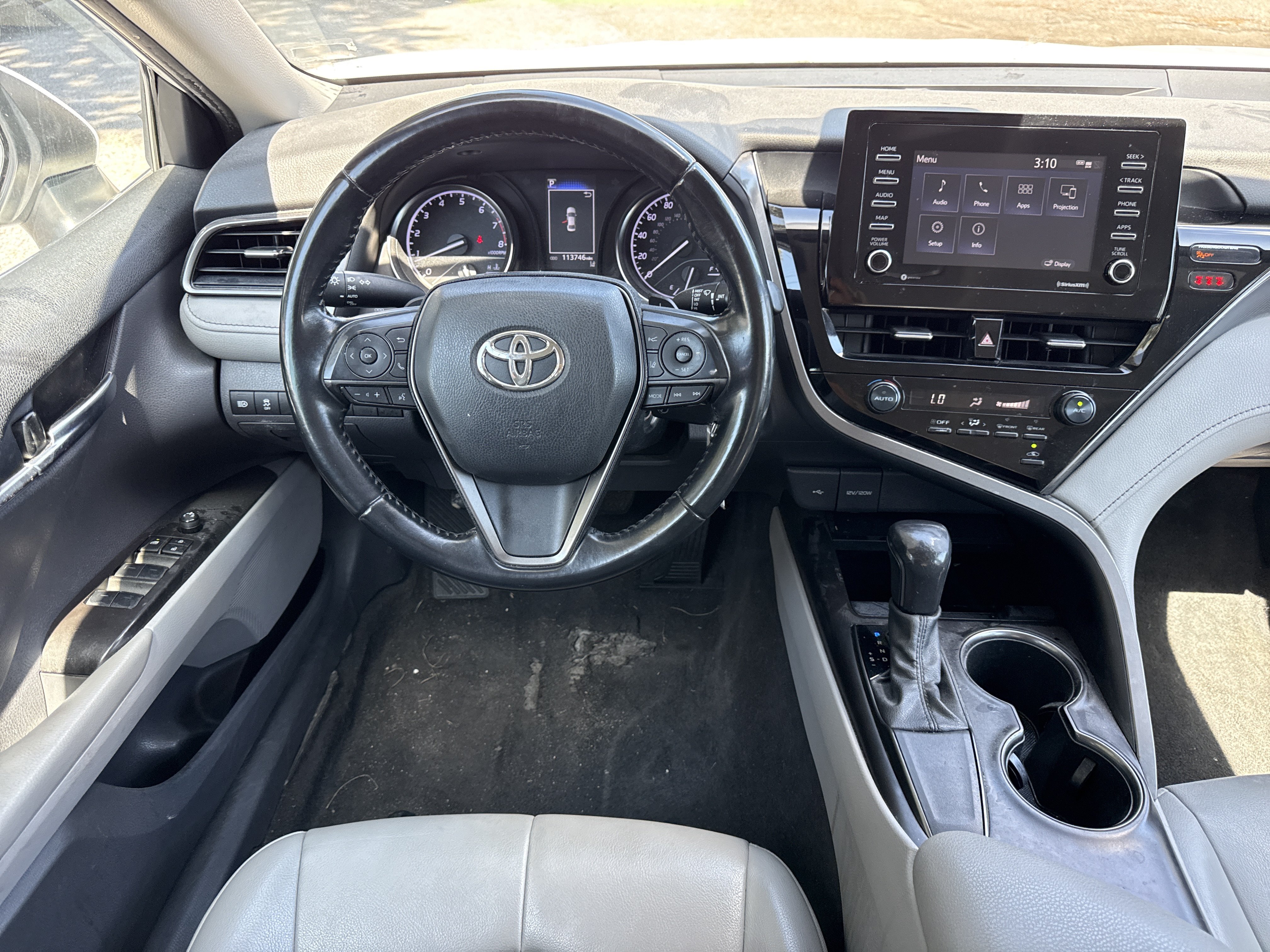 Used 2021 Toyota Camry SE FWD image 11