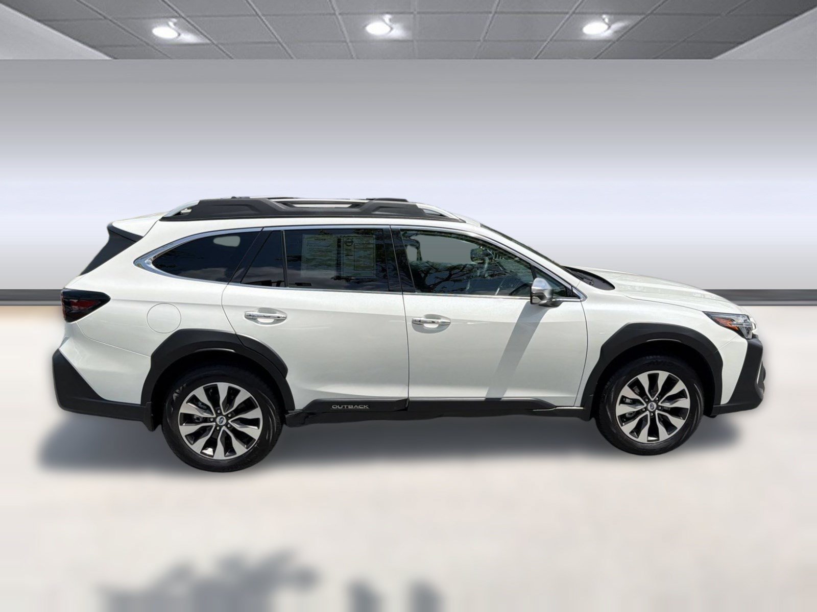 Used 2025 Subaru Outback Touring w/ Popular Package #2 AWD/4WD image 8