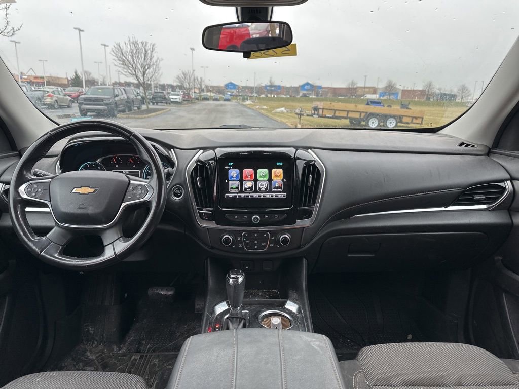 Used 2018 Chevrolet Traverse LT image 19