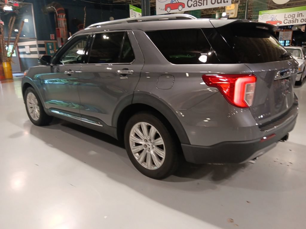 Used 2021 Ford Explorer Limited w/ Equipment Group 301A AWD/4WD image 10