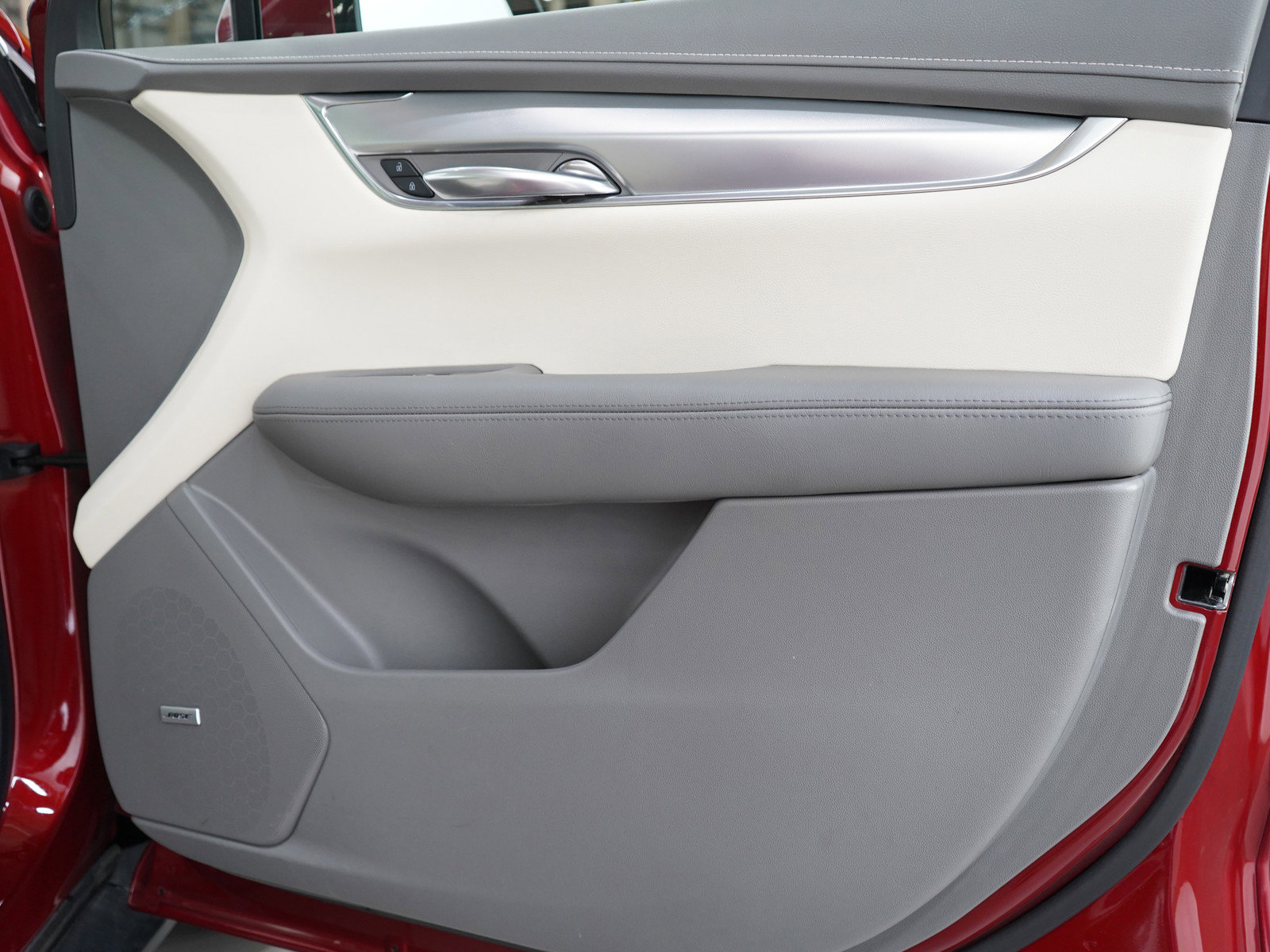 Used 2021 Cadillac XT5 Premium Luxury image 11