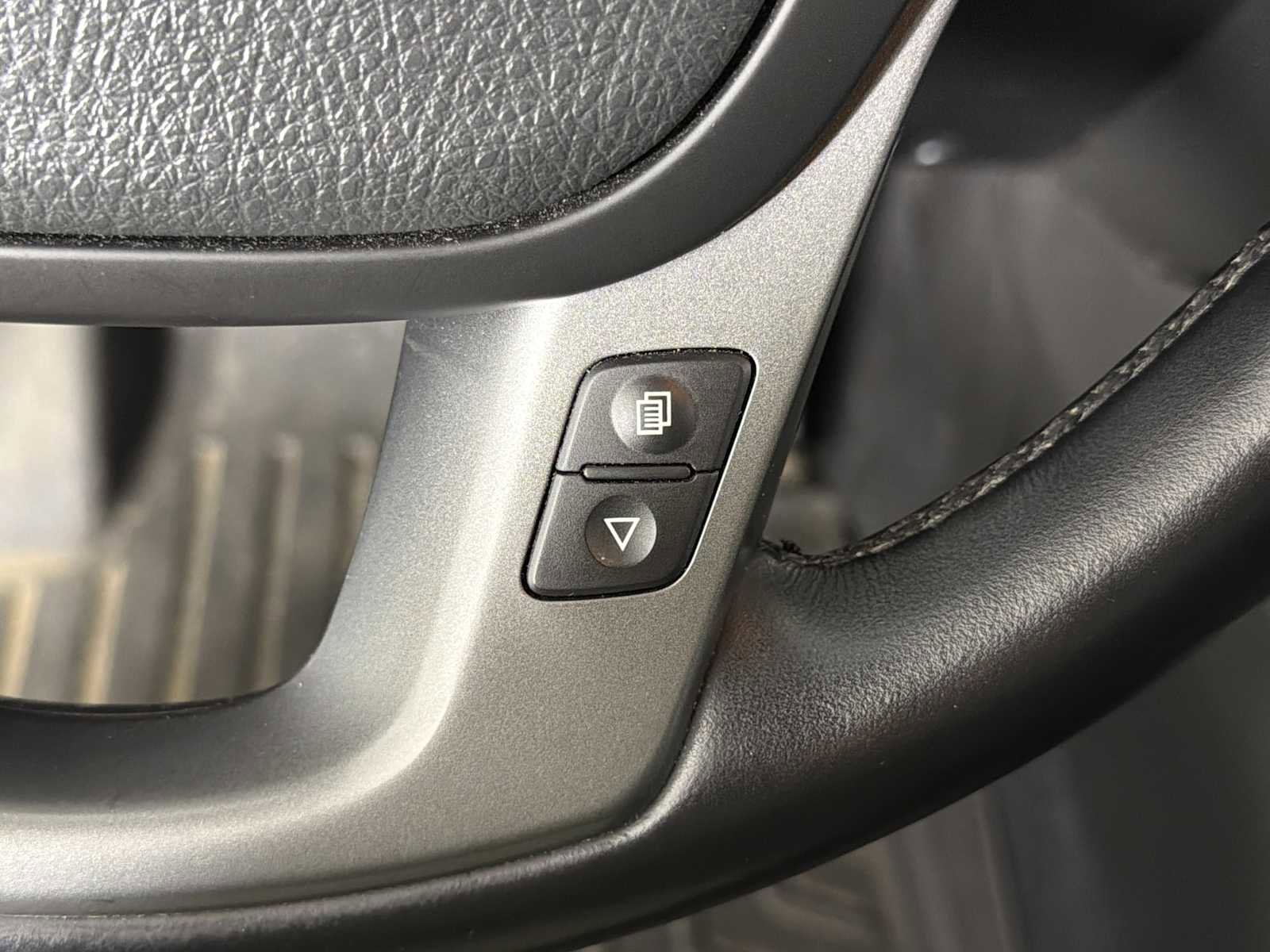 Used 2014 Kia Sorento SX w/ 3rd Row Package image 29